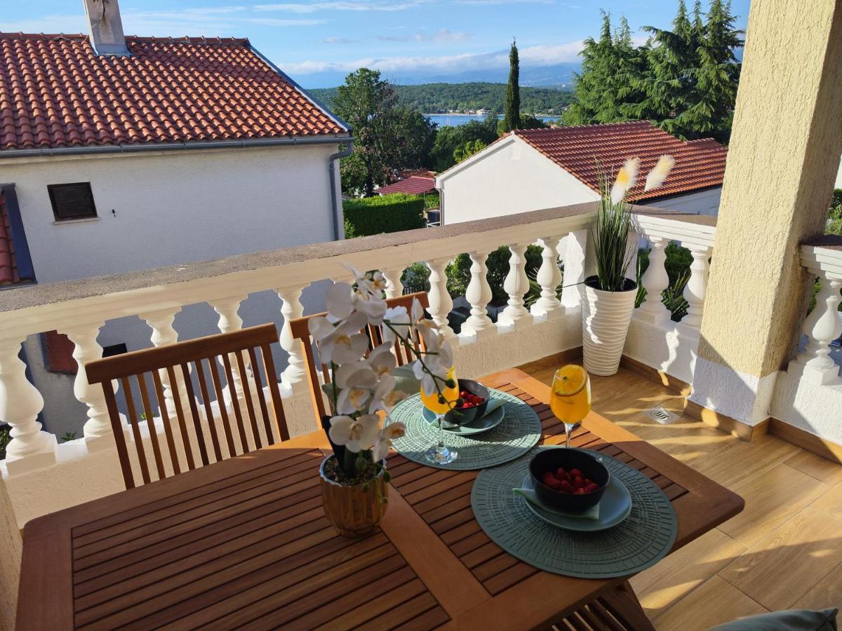 Apartments Orhidelia Нивице Екстериор снимка